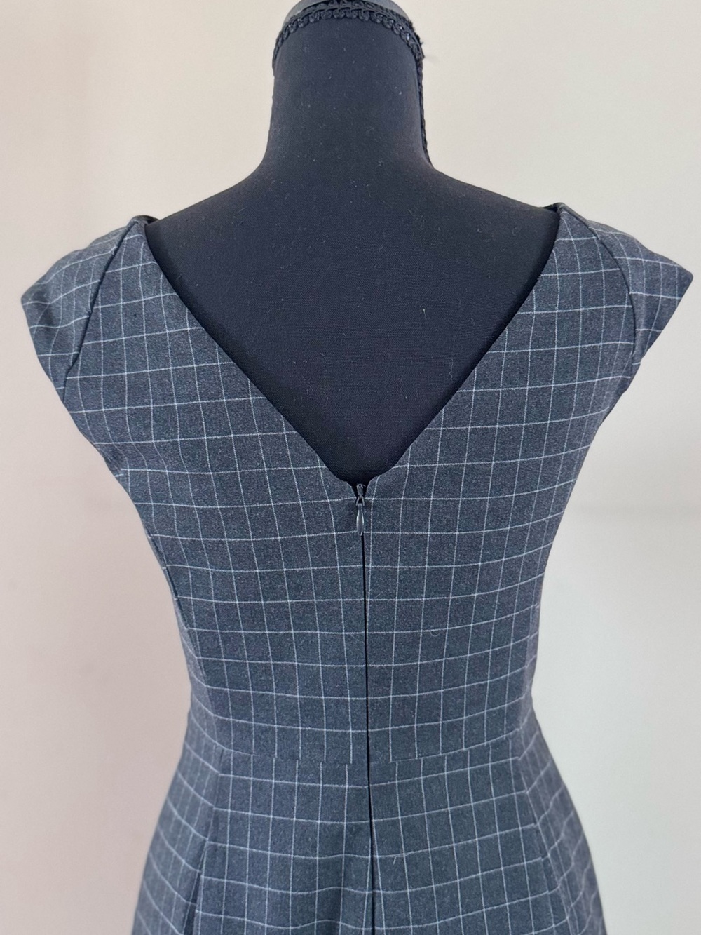 Banana Republic Black and White Windowpane Midi Sheath Dress - Picture 9 of 10
